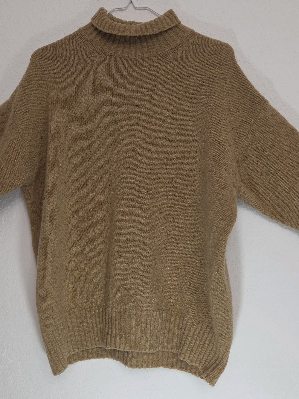 Zara Men's Camel/Tan Turtleneck Sweater